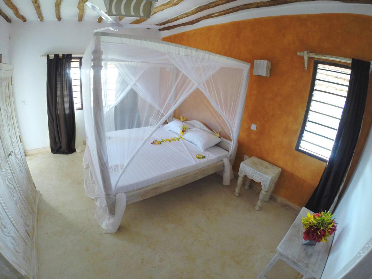 Bed and Breakfast Nyumba Ya Afrika Watamu Zewnętrze zdjęcie
