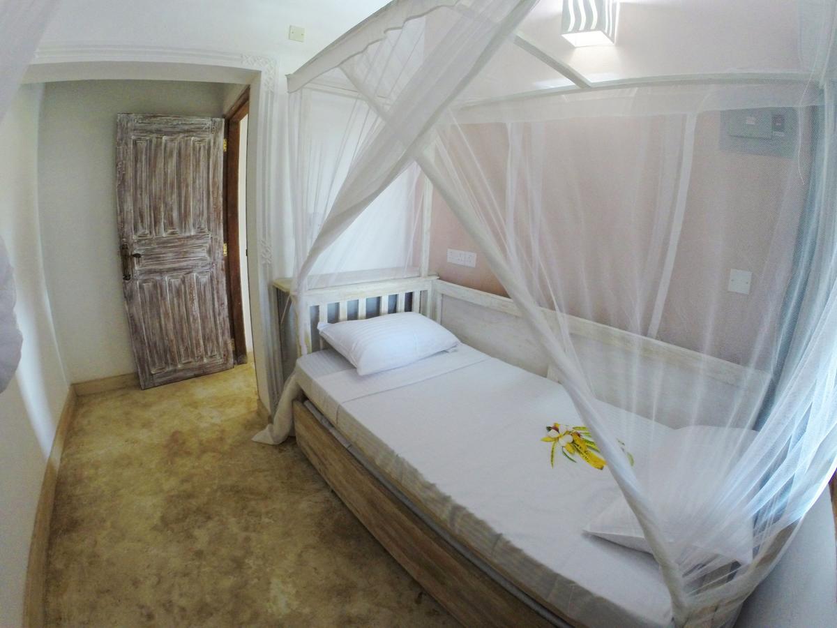 Bed and Breakfast Nyumba Ya Afrika Watamu Zewnętrze zdjęcie
