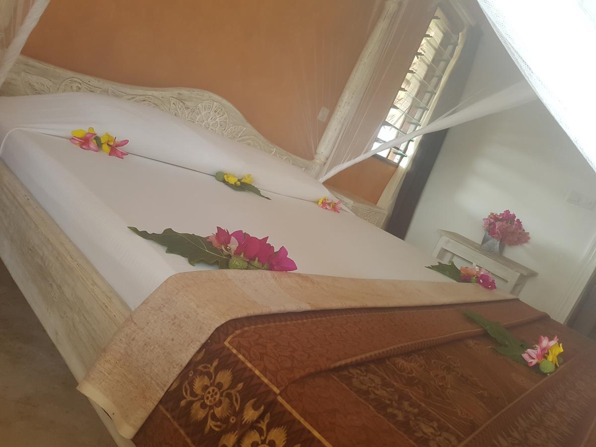 Bed and Breakfast Nyumba Ya Afrika Watamu Zewnętrze zdjęcie