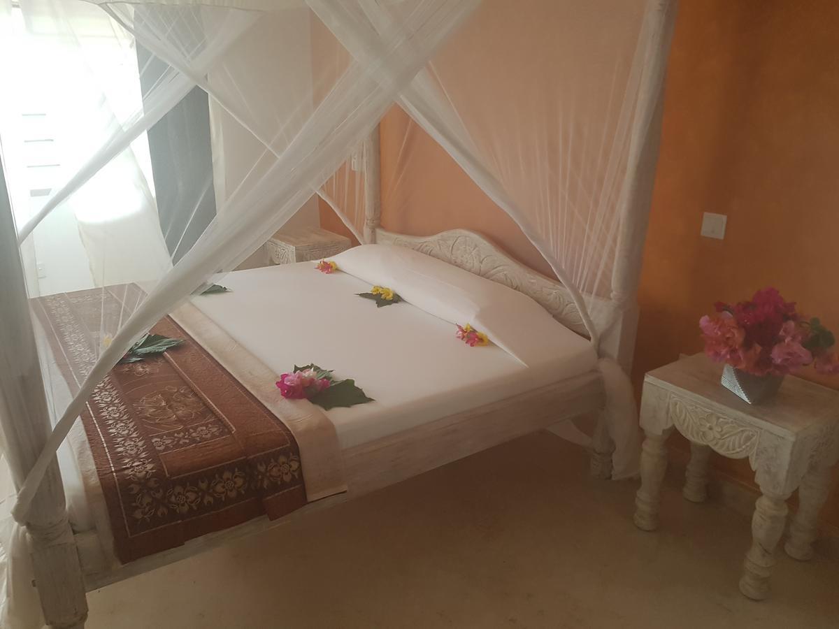 Bed and Breakfast Nyumba Ya Afrika Watamu Zewnętrze zdjęcie
